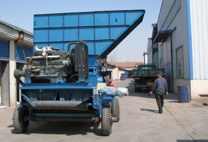 可牽引型樹(shù)墩粉碎機(jī)